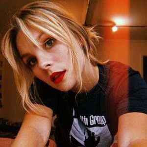 Meet your Posher, Jacqueline